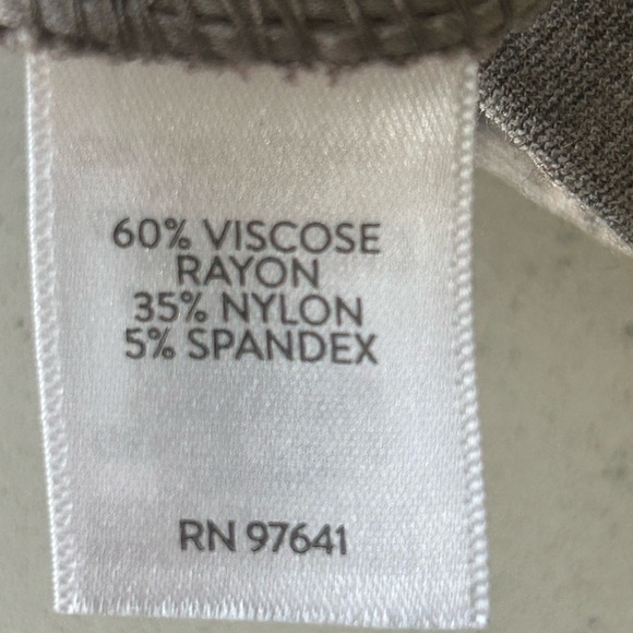 J Jill Gray Ponte Slim Leg Ankle Pants Medium Tall Classic Casual Cropped - Picture 4 of 4